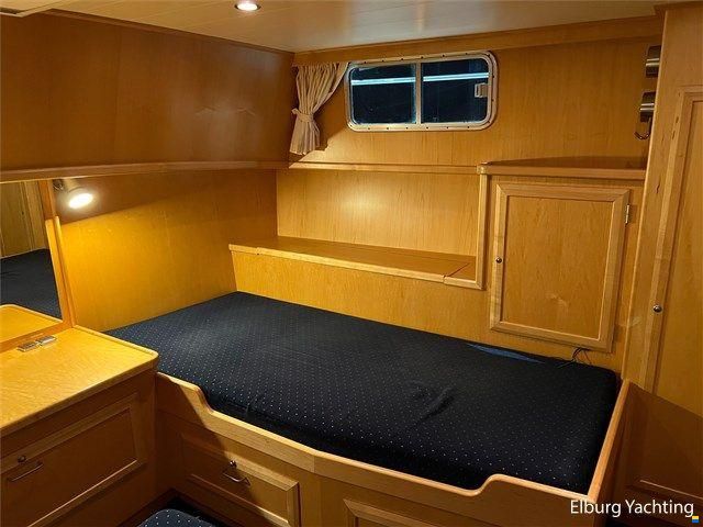 Grand Banks 42 - Motoryacht