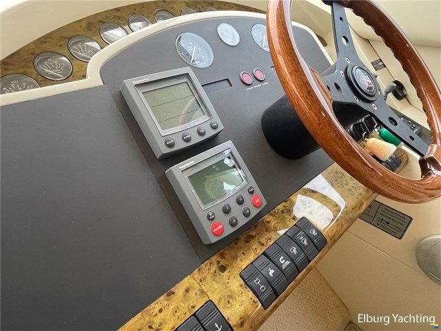 Fairline Squadron 55