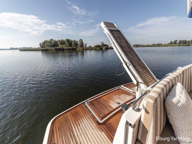 Fairline Squadron 55