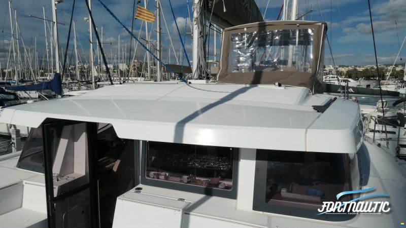 Bali 4.4 BALI CATAMARÁN