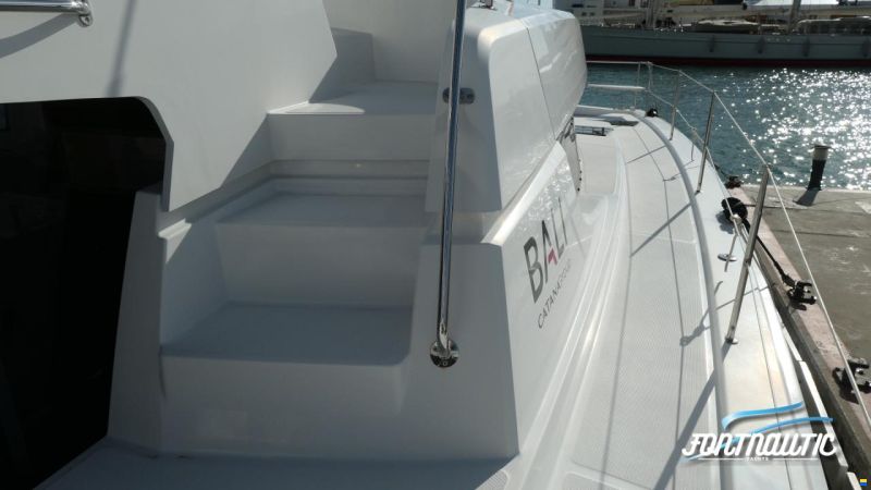 Bali 4.4 BALI CATAMARÁN