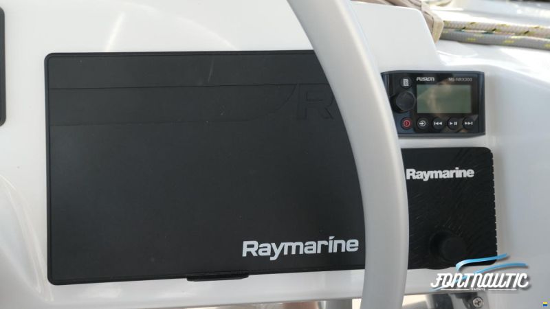 Bali 4.4 BALI CATAMARÁN