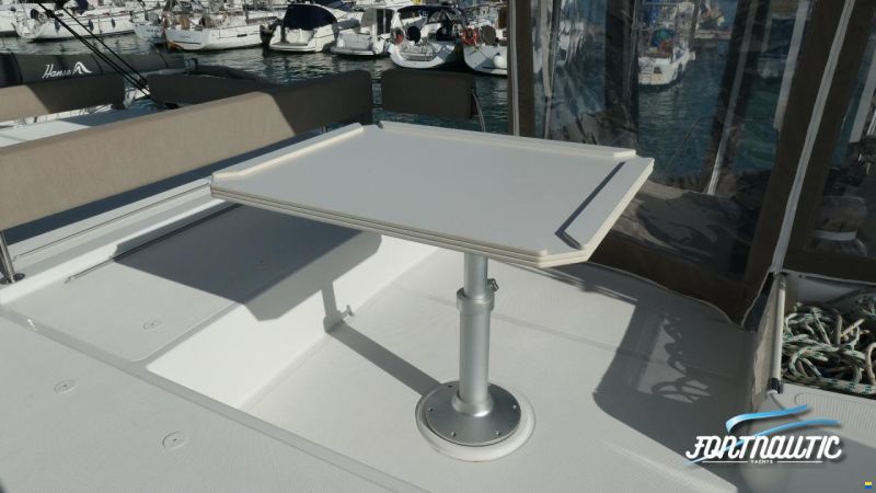 Bali 4.4 BALI CATAMARÁN