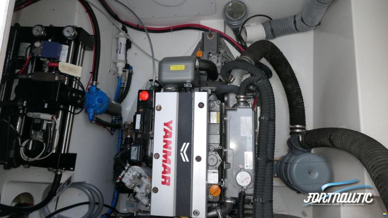 Bali 4.4 BALI CATAMARÁN
