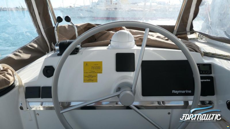 Bali 4.4 BALI CATAMARÁN