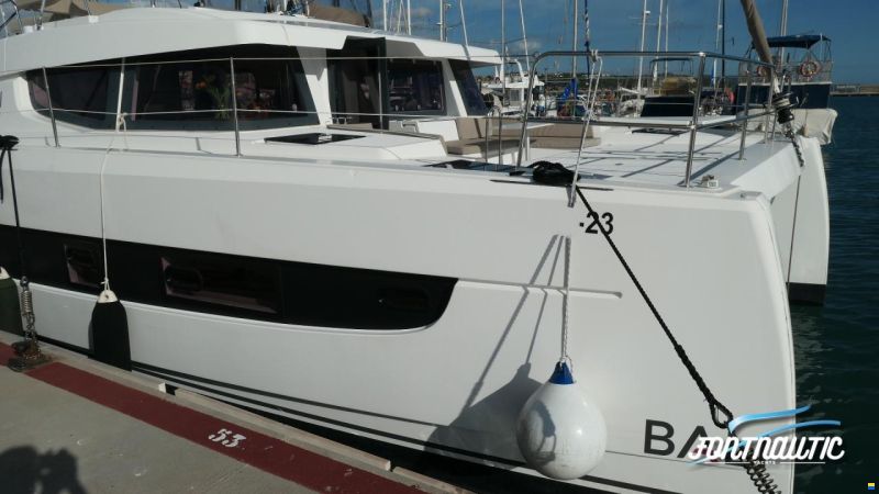 Bali 4.4 BALI CATAMAR&Aacute;N