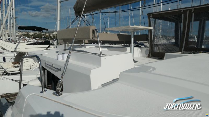 Bali 4.4 BALI CATAMARÁN