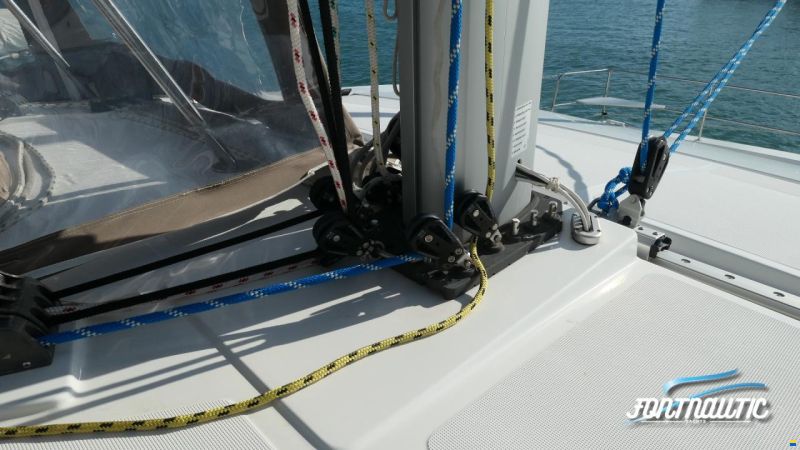 Bali 4.4 BALI CATAMARÁN