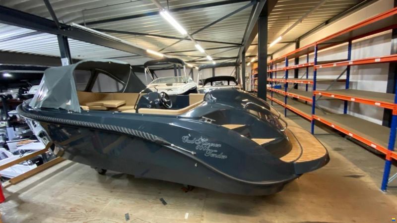 Oud Huijzer 600 Tender nieuw overjarig!