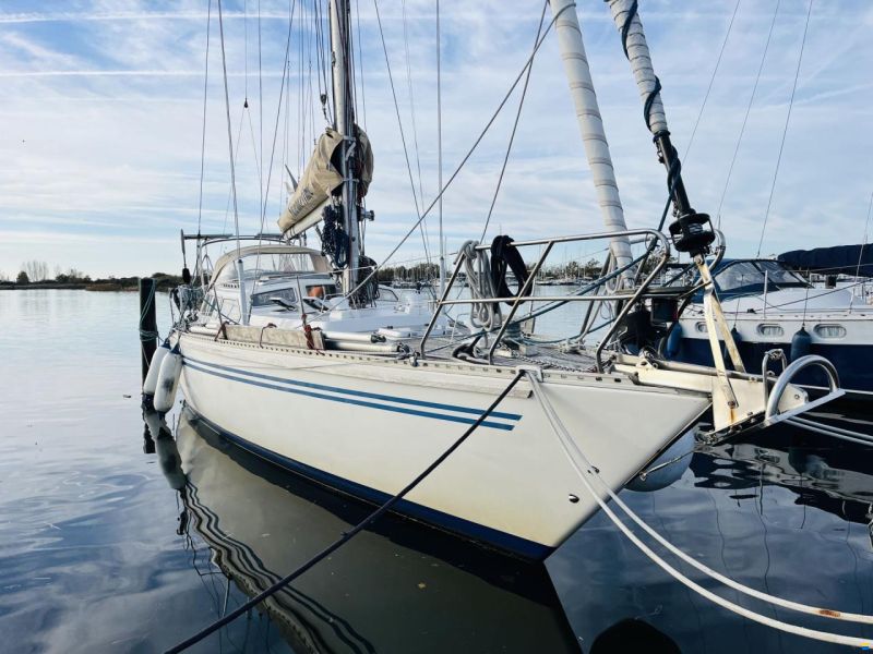 Helmsman 49DS