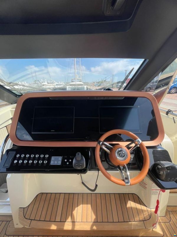 Invictus TT460