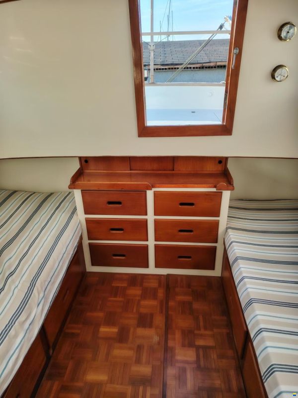 American Marine grand banks 36