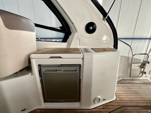 Bavaria Sport 330