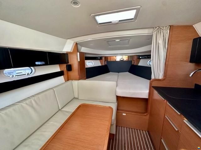 Bavaria Sport 330