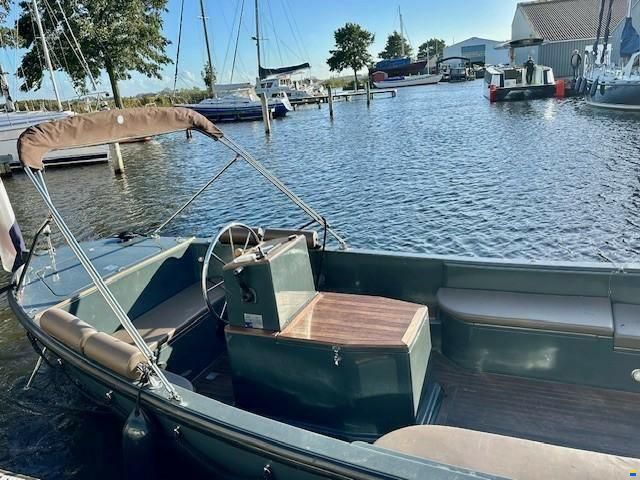 Waterborne Horizon 7.8