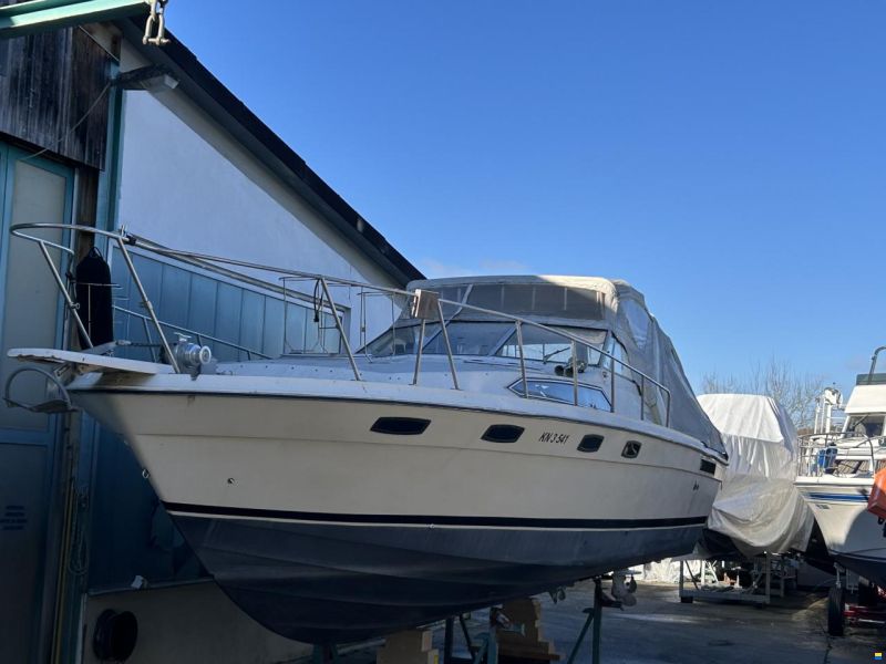 Bayliner 3250 Conquest