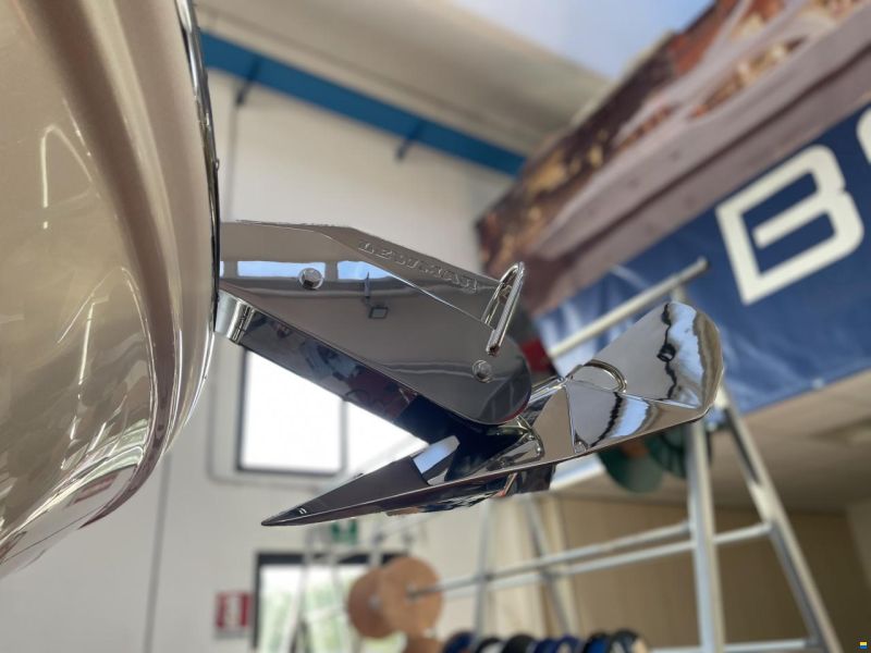 Sea Ray SDX 270