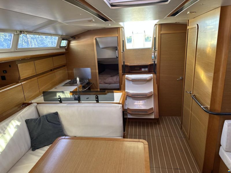 Jeanneau Sun Odyssey 439