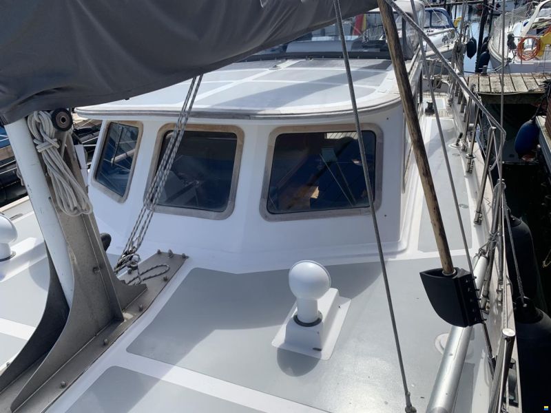 Island Trader 40