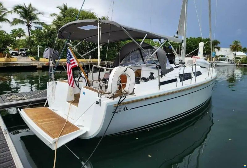 Hanse 348