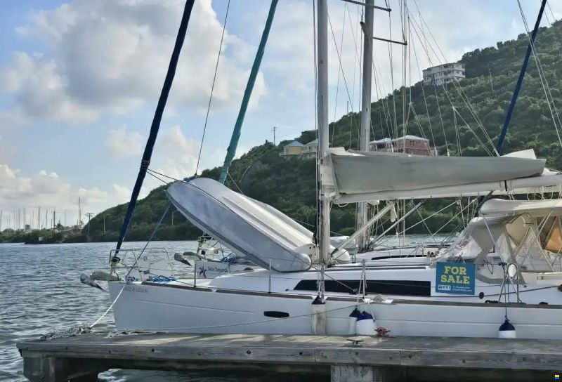 Beneteau Oceanis 37