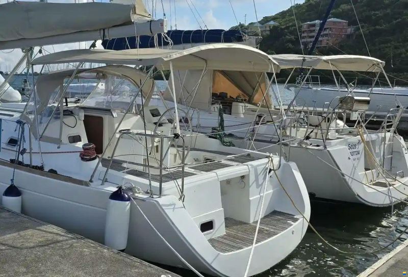 Beneteau Oceanis 37