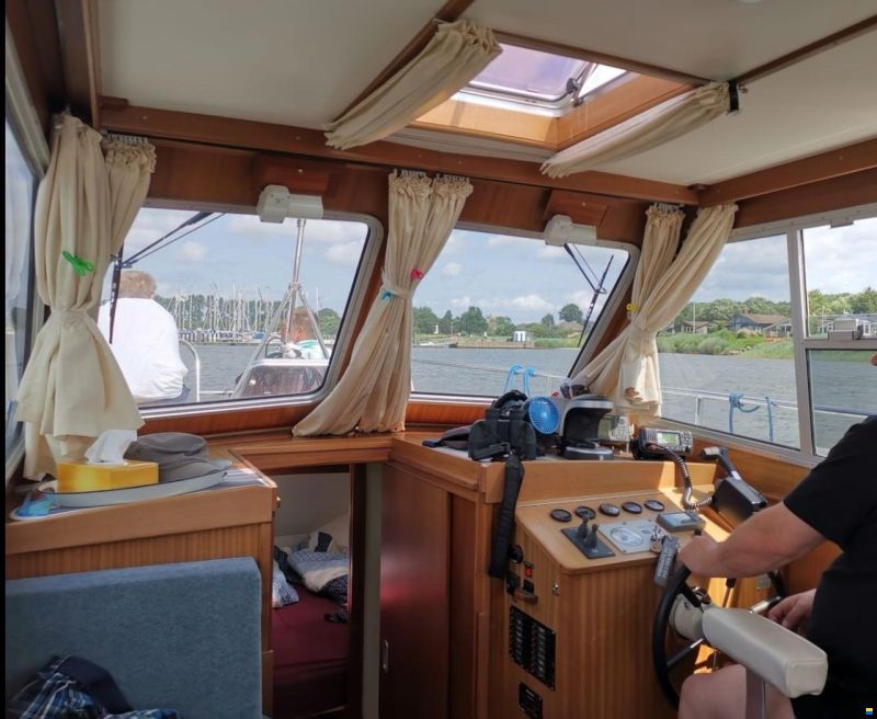 AQUILA 900 Traveler