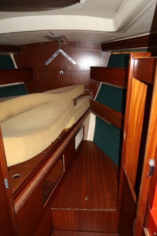 Dufour 35