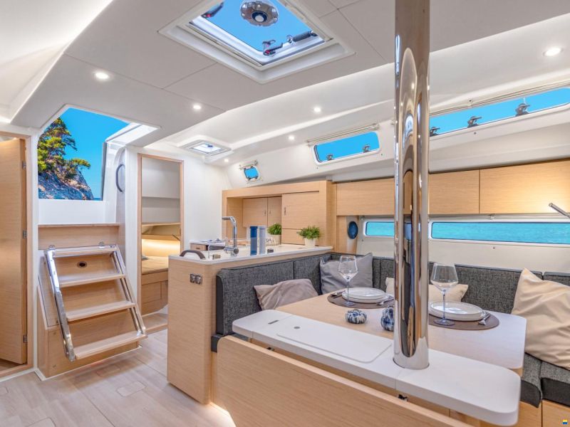 Hanse 360