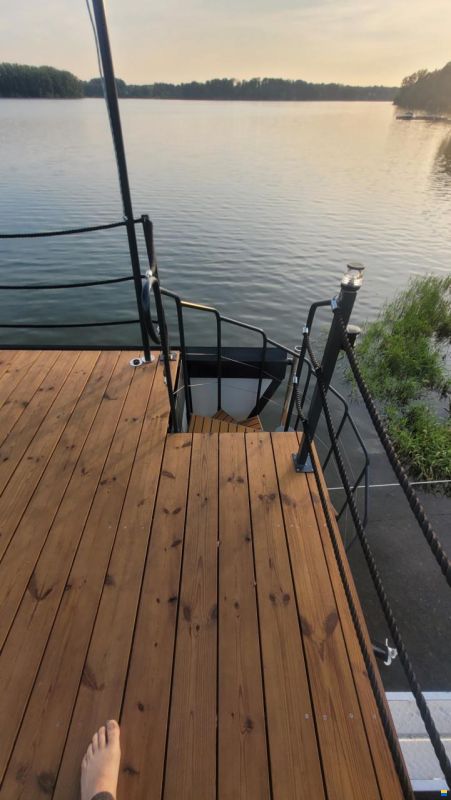 HOUSEBOAT SCHAB HB 9,3x3 (10x3)