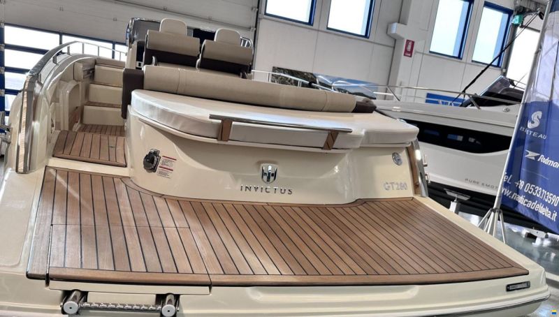 Invictus 280 GT