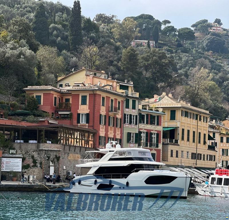 Absolute 68 Navetta