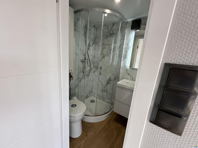 La Mare Houseboat STB 4.0 (Canalboat 4)