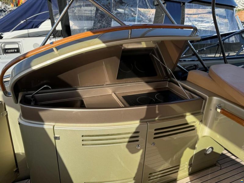Riva Rivale 52