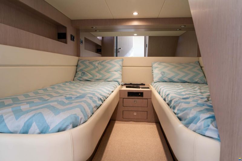 Riva Rivale 52