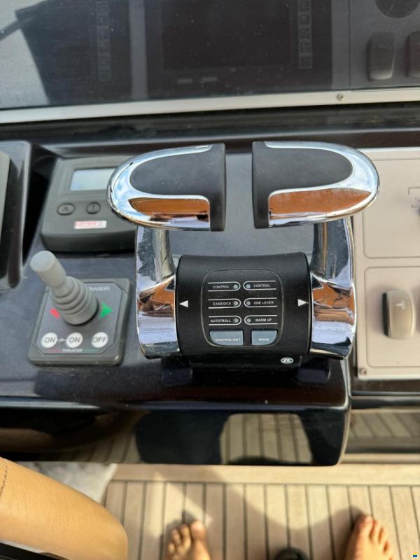 Riva Rivale 52