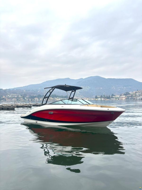 Sea Ray 210 SPX