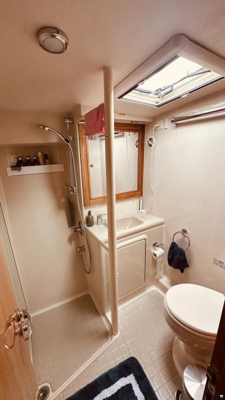 Riviera 48 Fly