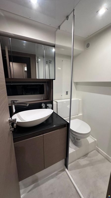Prestige 460