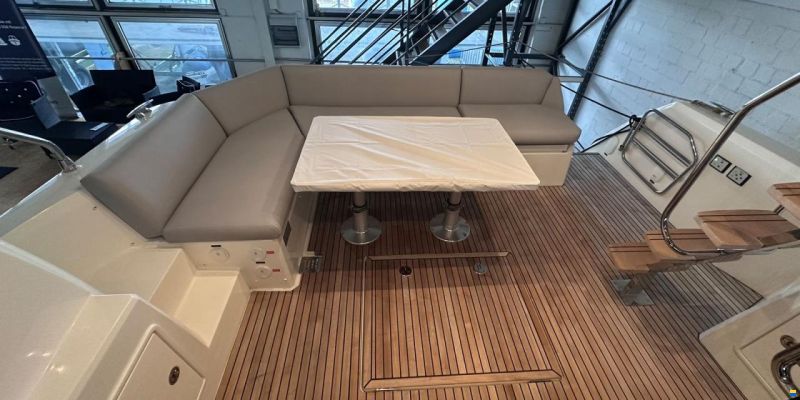 Prestige 460