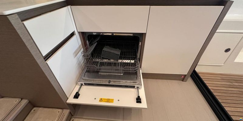 Prestige 460