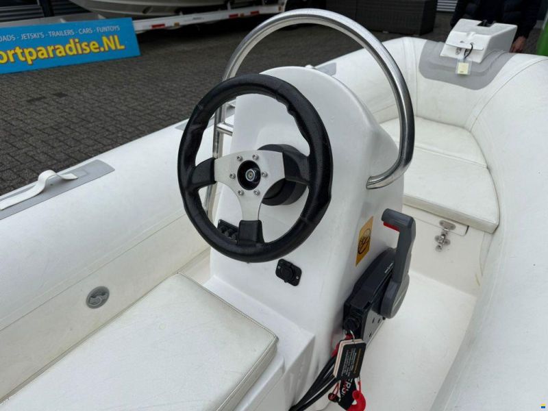 Sea Rib 390