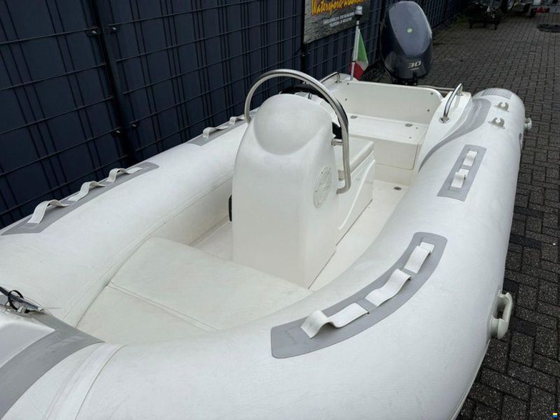 Rib 390