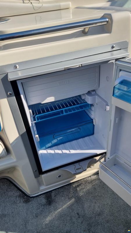 Regal Ventura 8.3 SC Cuddy