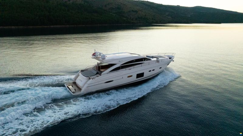 Princess V72