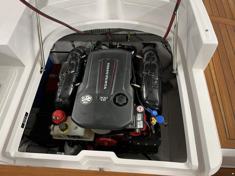 Sessa Key Largo 27 Inboard