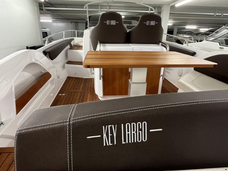 Sessa Key Largo 27 Inboard