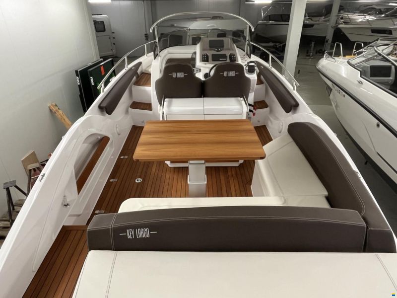 Sessa Key Largo 27 Inboard