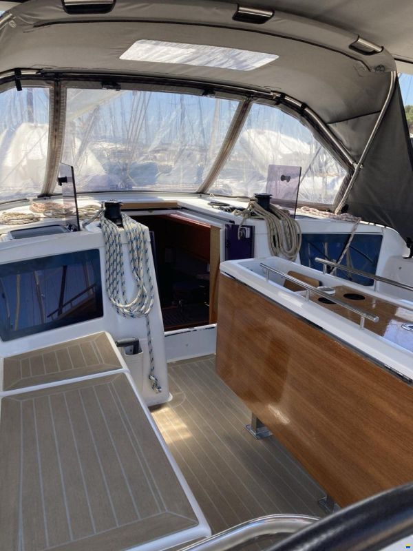 Dufour 390 Grand Large