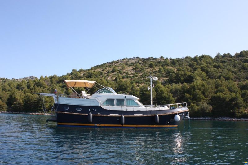 Linssen GRAND STURDY 410